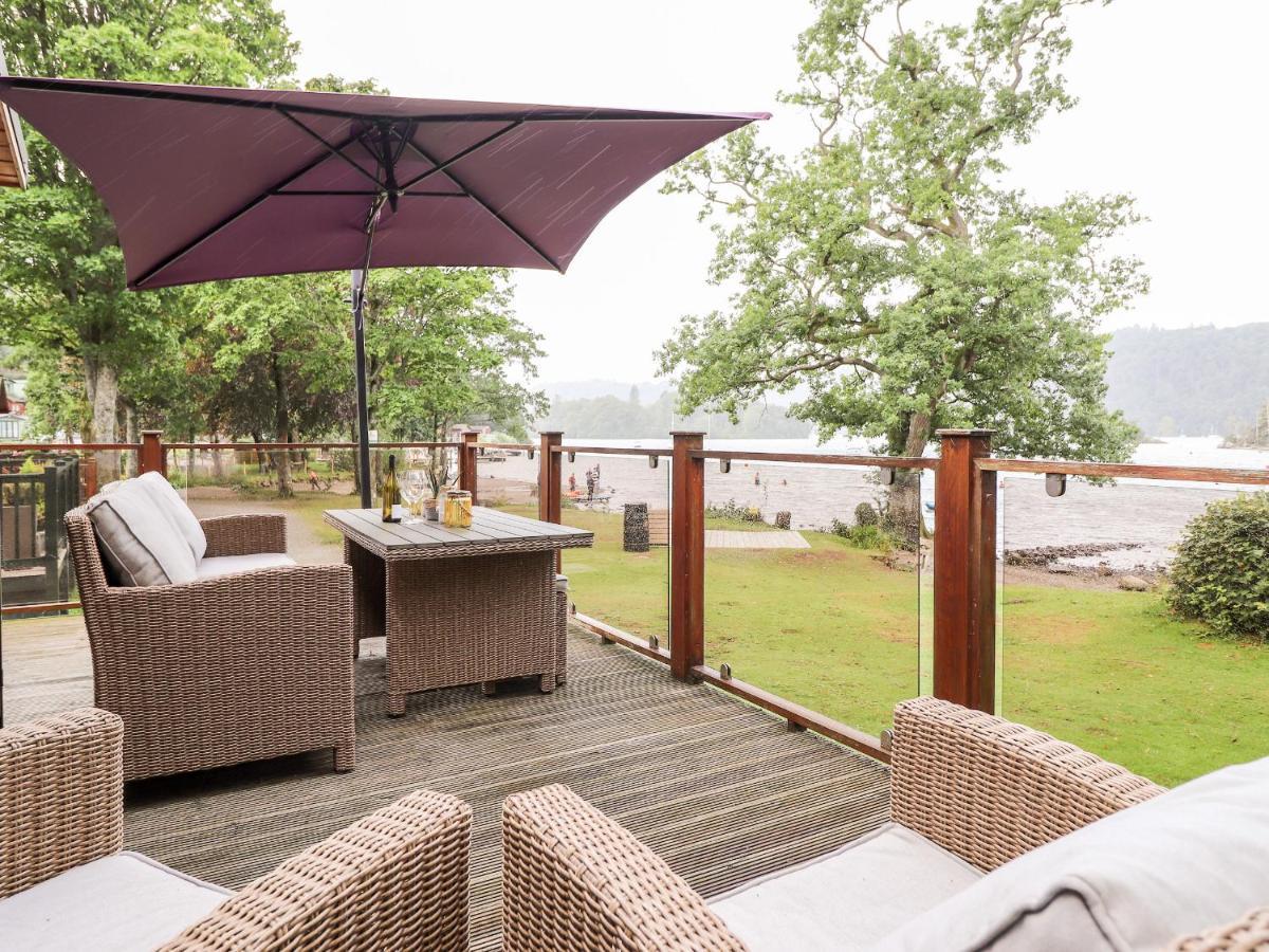 Loubi'S Lakeside Lodge Windermere Bagian luar foto